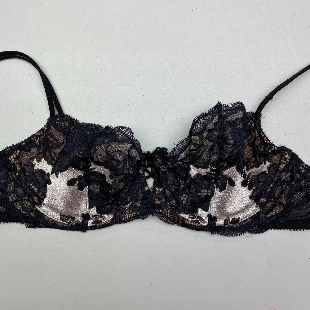 VS BLK/CREM Unlined Demi, 34b. *P1018